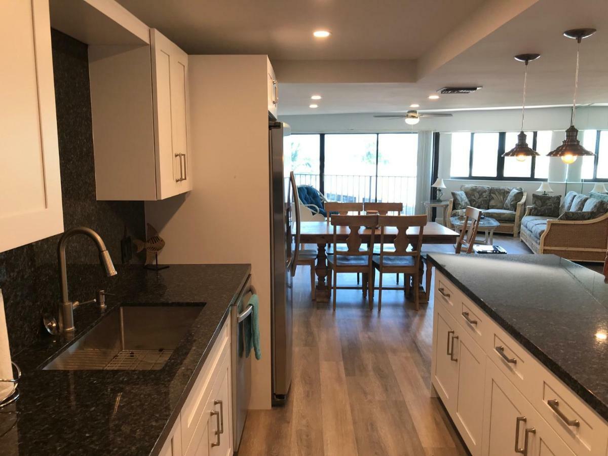 Licensed Mgr - Modern Oceanfront Condo! Beautiful Ocean Views! Beach Resort! 2 King Beds! Key Largo Eksteriør bilde